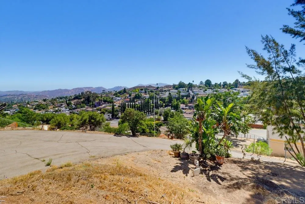 https://cdn.realtyfeed.com/cdn/127/306743543/5820e3a9cac27a09abc8087d87942dd6.webp