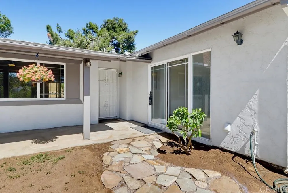 https://cdn.realtyfeed.com/cdn/127/306743543/844b353182115b27bb4bb4bbadcf2a78.webp