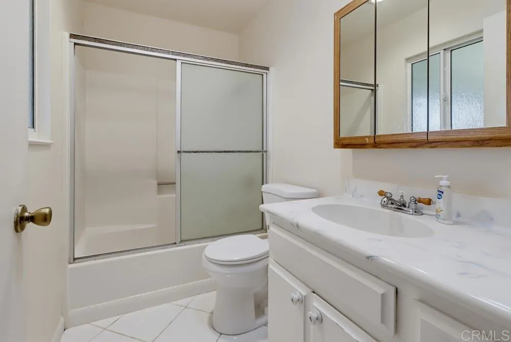 https://cdn.realtyfeed.com/cdn/127/306743543/a001b7bc52eef1c32816aed8c03cc49a.webp