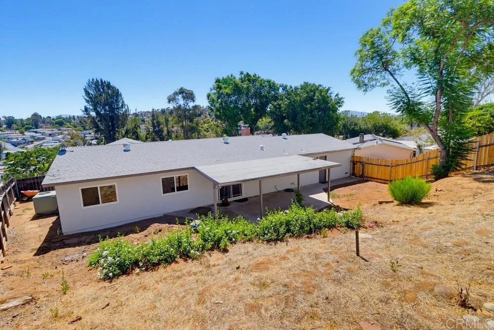 https://cdn.realtyfeed.com/cdn/127/306743543/a8a21343f9a545ebdb11a6f971992576.webp