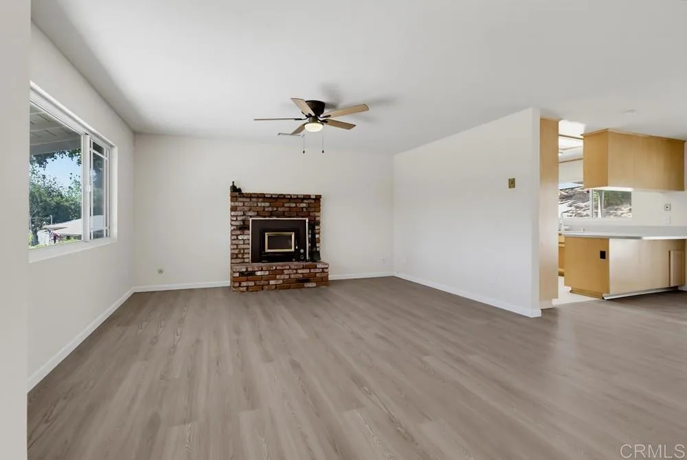 https://cdn.realtyfeed.com/cdn/127/306743543/aa2c7f69796c0555728ae3cd46927c48.webp