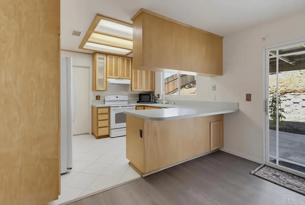 https://cdn.realtyfeed.com/cdn/127/306743543/b4be1842e0d3b9a6eb069a2a6f1cdcc0.webp