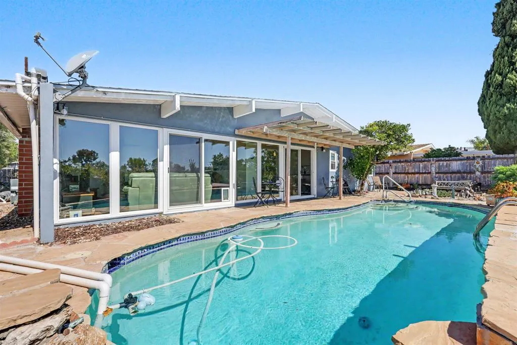 https://cdn.realtyfeed.com/cdn/127/306743645/7255a986338b91a66599cbf9a6ff83ff.webp