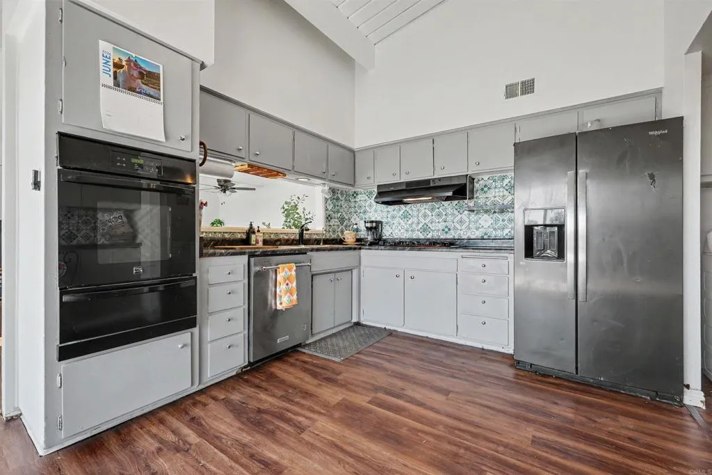 https://cdn.realtyfeed.com/cdn/127/306743645/a29bc80c13bd6570bb3af4028520357d.webp
