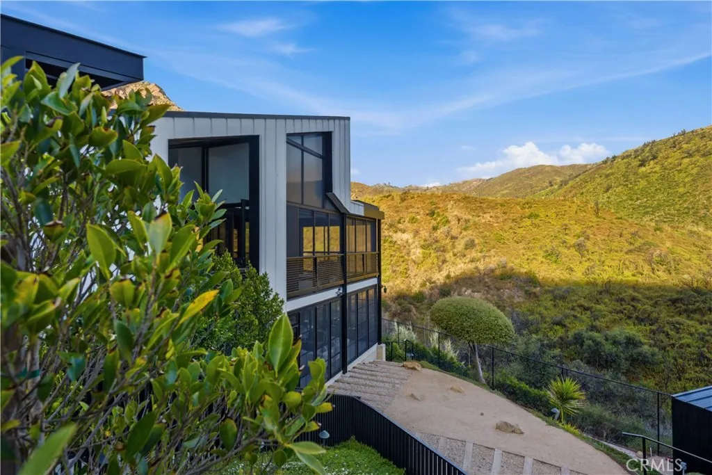 Malibu, CA 90265