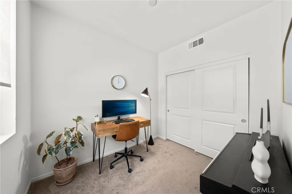 https://cdn.realtyfeed.com/cdn/127/306743775/4a633d025906be0535c21c8a7b9393d9.webp