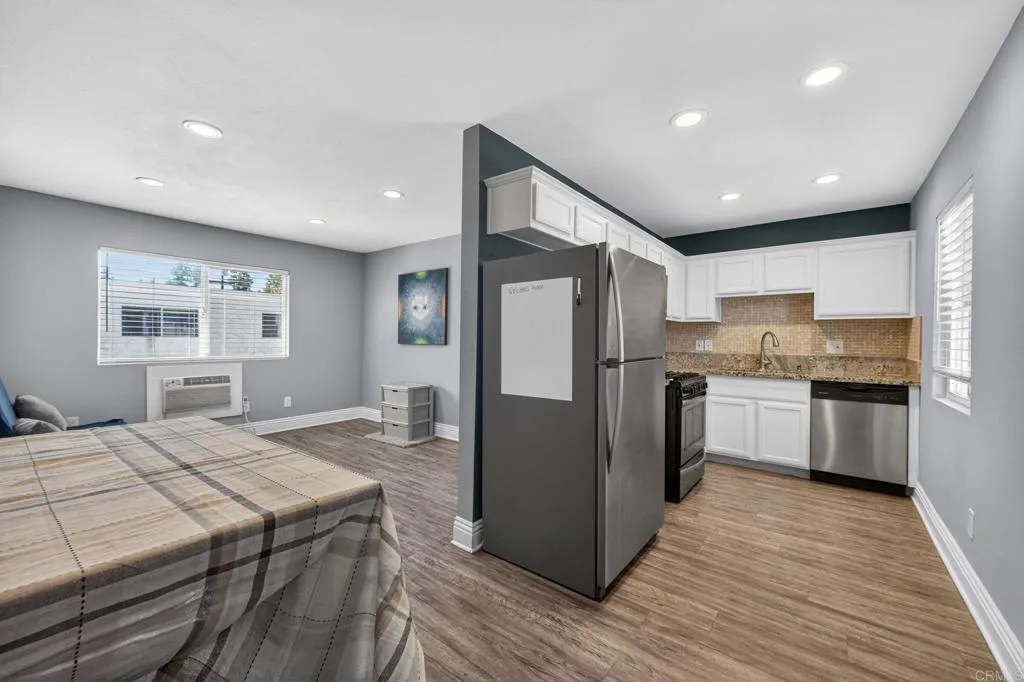 https://cdn.realtyfeed.com/cdn/127/306743808/353ecdbc2e41d19f852cc2e9baafa531.webp