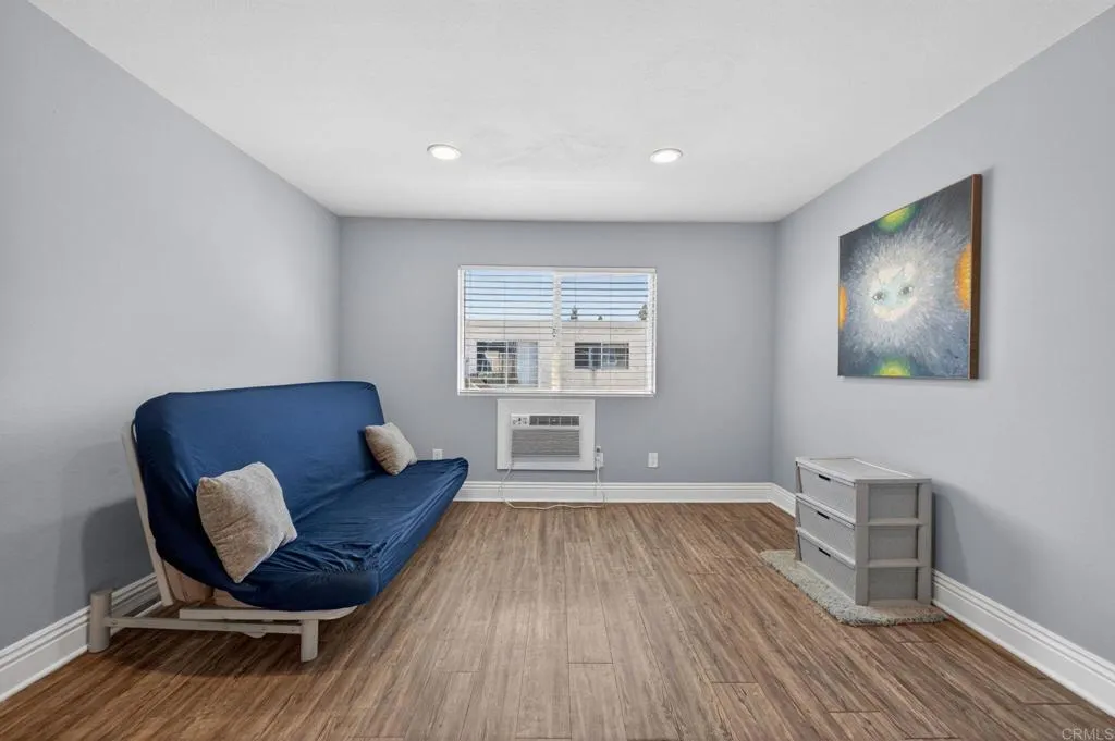 https://cdn.realtyfeed.com/cdn/127/306743808/60dc618891d27055d3d2ac79b590198c.webp