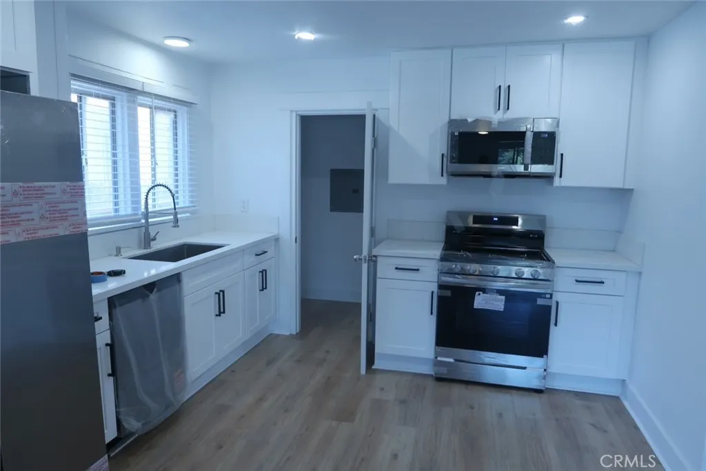 4508 7th, Los Angeles, CA 90043 - Photo 5 of 29, Los Angeles, CA