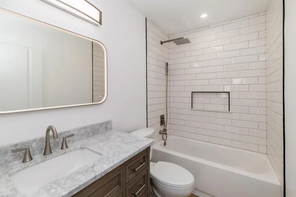 https://cdn.realtyfeed.com/cdn/127/306743870/1ab632c3ab49346708e7a8ea18315334.webp