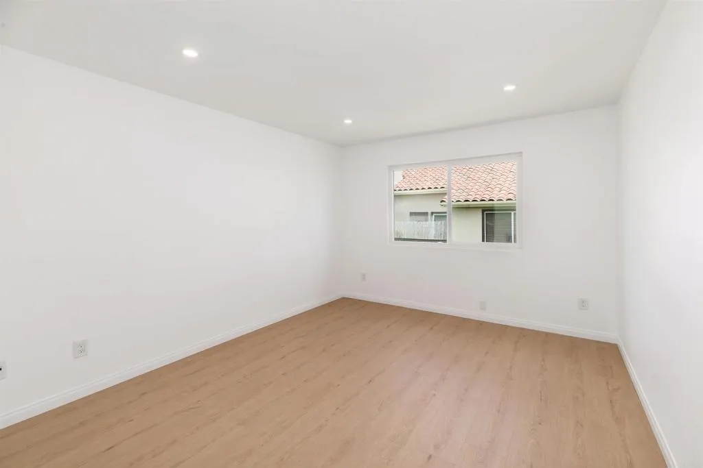 https://cdn.realtyfeed.com/cdn/127/306743870/fb7fd2f934c5339949d3f20c62bf38f1.webp
