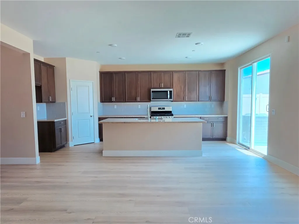 24541 Lancer, Moreno Valley, CA 92551 - Photo 3 of 11, Moreno Valley, CA