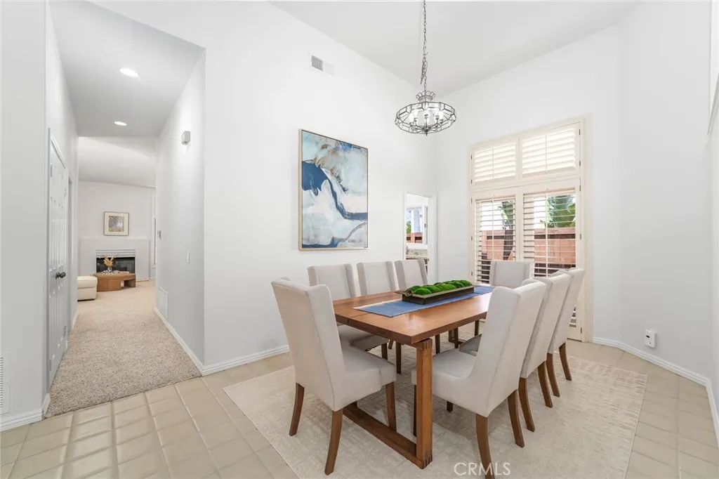 https://cdn.realtyfeed.com/cdn/127/306743893/2275e337e5a9682256aab973d9233092.webp