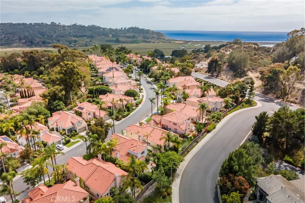 https://cdn.realtyfeed.com/cdn/127/306743893/885922241890af9ea69601f3ccf1df83.webp