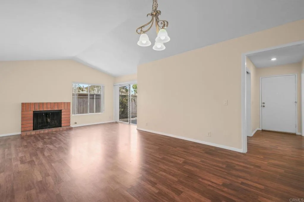 https://cdn.realtyfeed.com/cdn/127/306743945/16cd5d3f88dff05b2bb78a0d882861ff.webp