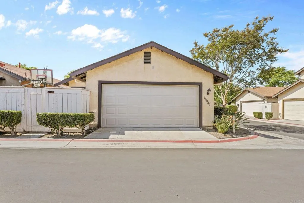 https://cdn.realtyfeed.com/cdn/127/306743945/5cbfab4cb9054181e28fe1e732034e2c.webp