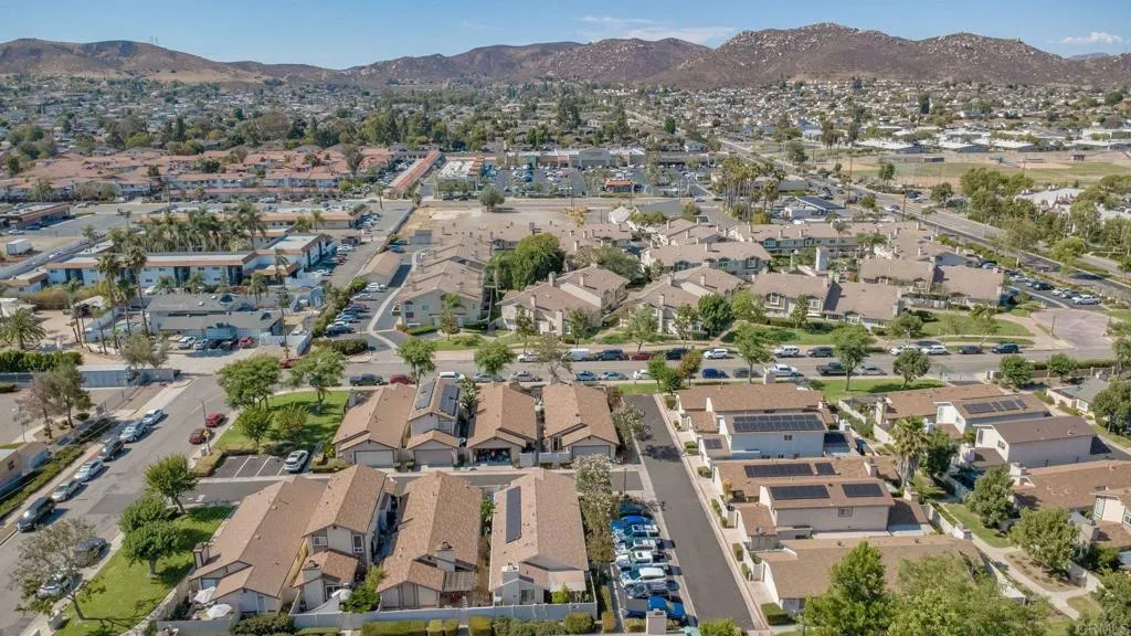 https://cdn.realtyfeed.com/cdn/127/306743945/679dda7ea241d02535b1ca608df062de.webp
