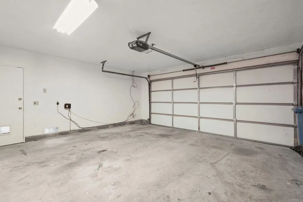 https://cdn.realtyfeed.com/cdn/127/306743945/763570c689adb309e94c9a770da9bff0.webp