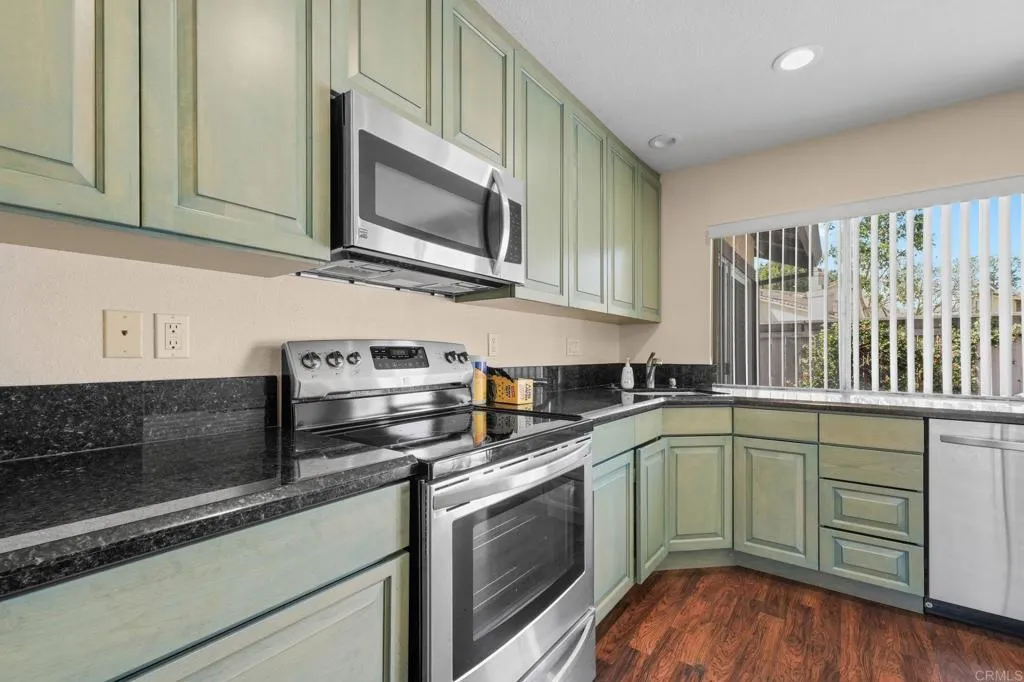 https://cdn.realtyfeed.com/cdn/127/306743945/821312b4de135234a5b72f2c15259f08.webp