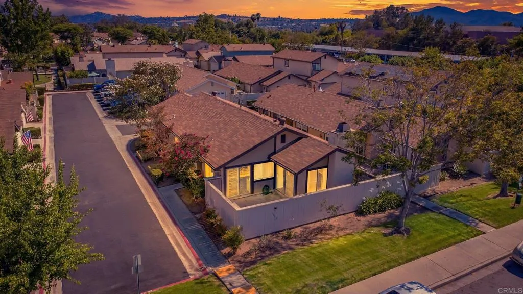 https://cdn.realtyfeed.com/cdn/127/306743945/88b1cd898de521137949b32b441bd949.webp