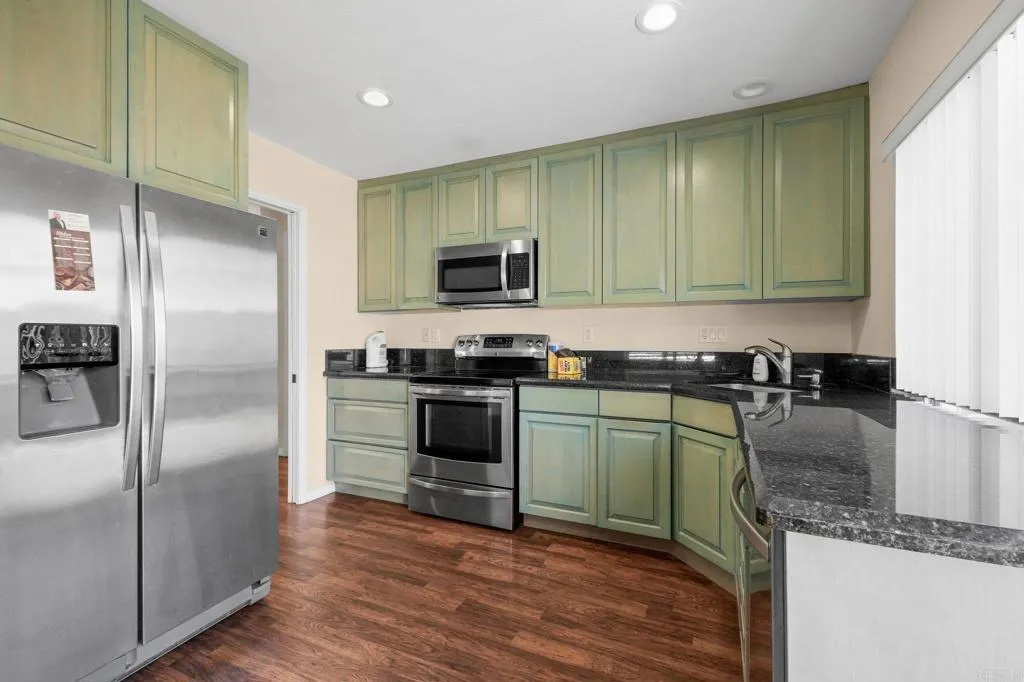 https://cdn.realtyfeed.com/cdn/127/306743945/c75b415d3a94bc4a0b0326310db081b2.webp