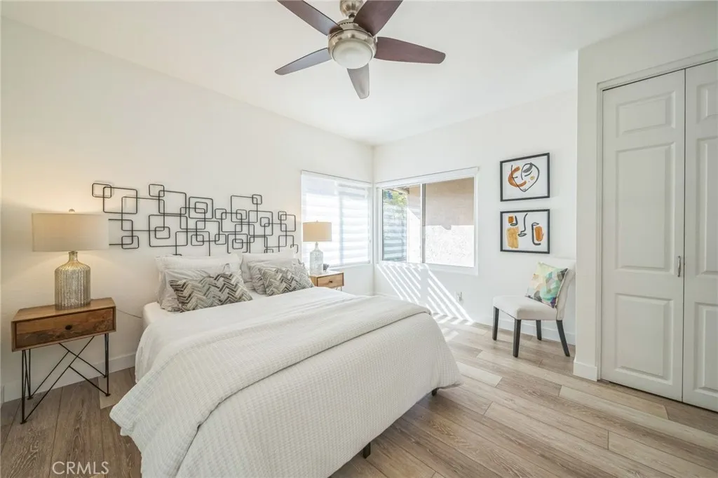 Photo #24: TR26129371 Listing: Photo #24