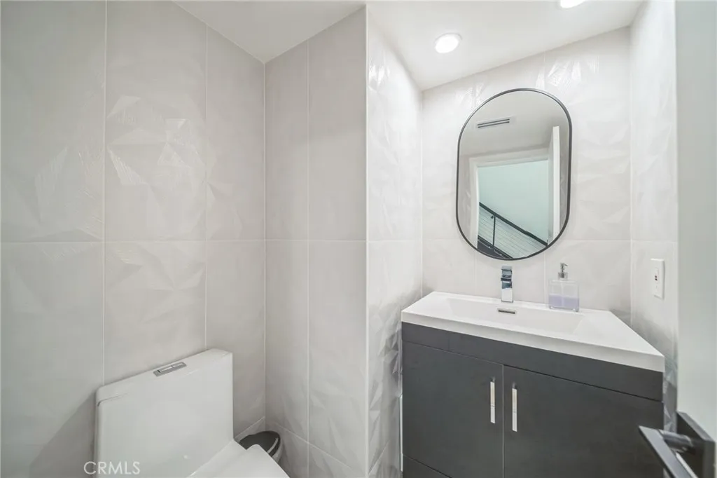 Photo #12: TR26129371 Listing: Photo #12