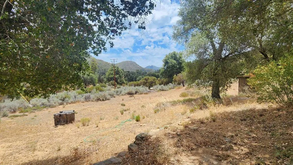 https://cdn.realtyfeed.com/cdn/127/306744054/23ed92d3498c37eeac149ef56d95fe77.webp