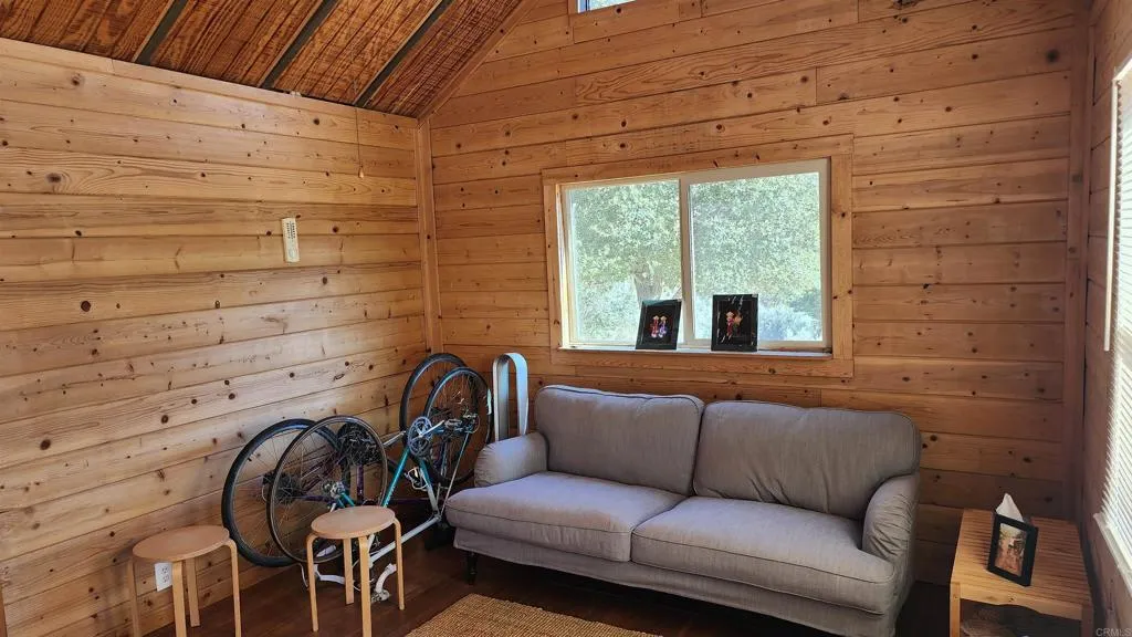 https://cdn.realtyfeed.com/cdn/127/306744054/b626e1daa2520fb64eb4505f4b4168b1.webp