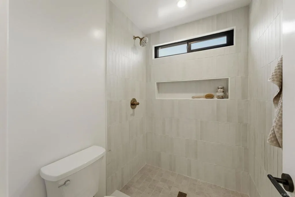 https://cdn.realtyfeed.com/cdn/127/306744078/8109b3eef6a926c05b88e5d98f22b90a.webp