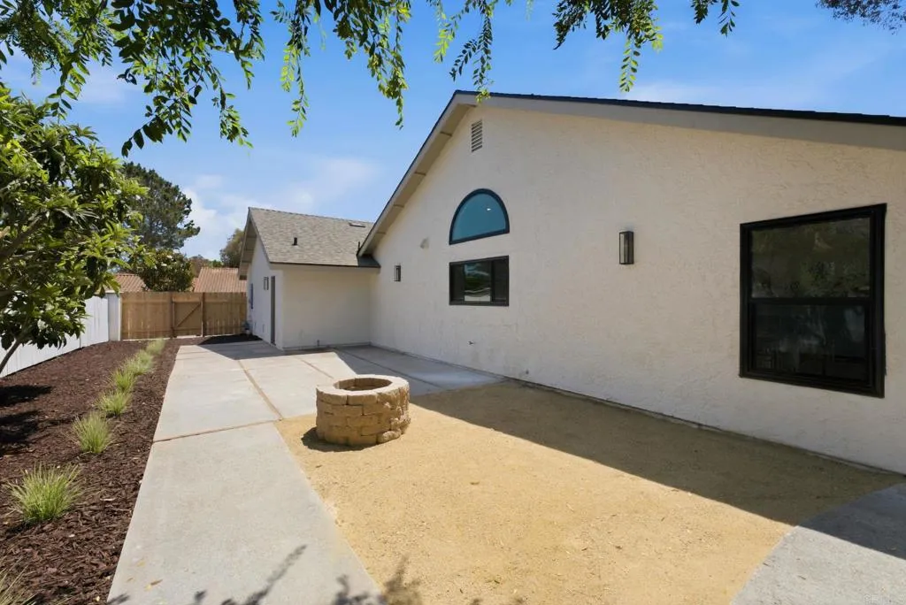 https://cdn.realtyfeed.com/cdn/127/306744078/98309c09e861ed9e40a94dab0f07d5cc.webp