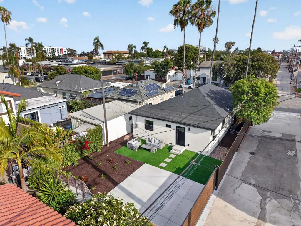 https://cdn.realtyfeed.com/cdn/127/306744089/e333d3d20d5a85cc46c268e7eb0cb7dd.webp