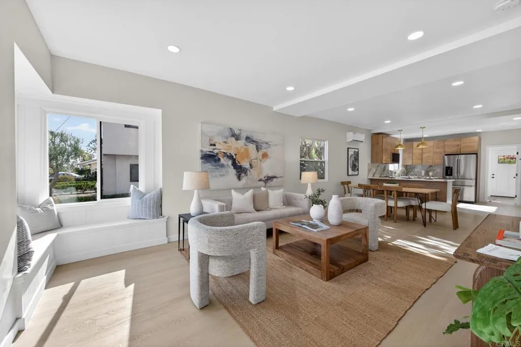 https://cdn.realtyfeed.com/cdn/127/306744089/f49ac13931b5abf7840bf488f4bbdd5b.webp