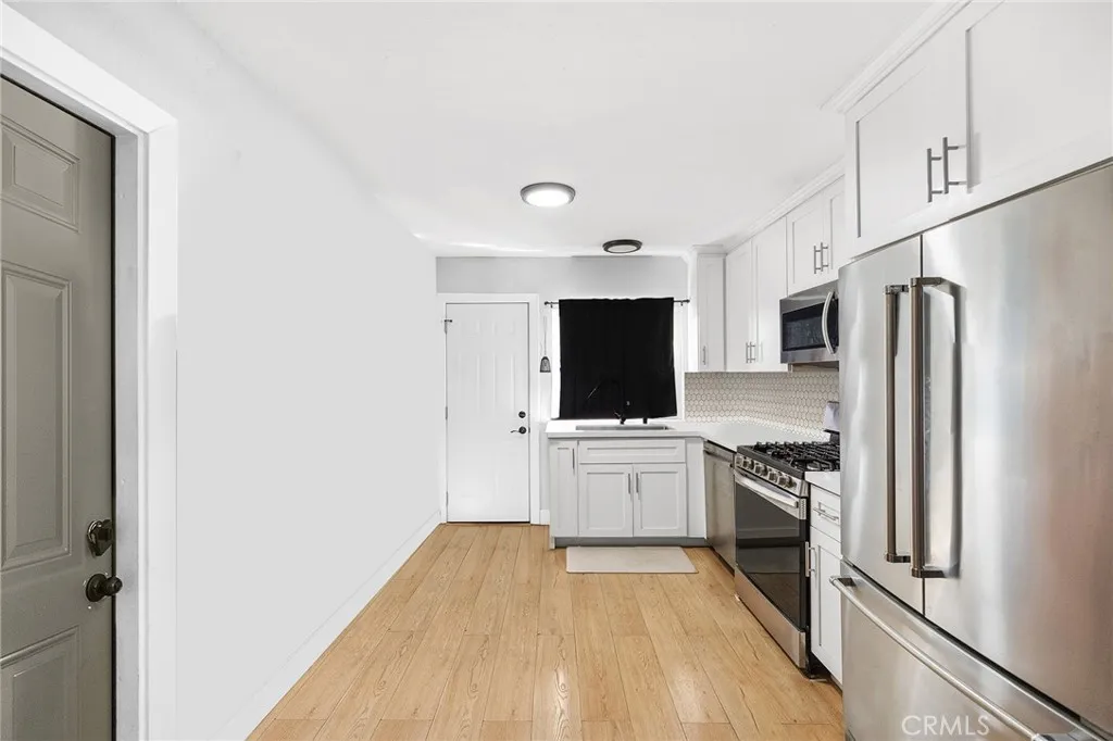 https://cdn.realtyfeed.com/cdn/127/306744130/7030b670f3282bd03cccf1dfd5e417c0.webp