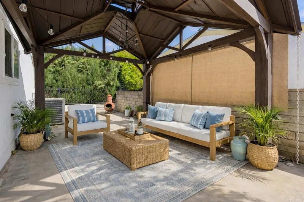 https://cdn.realtyfeed.com/cdn/127/306744145/55b8b1444473a52508eb236e9b751f61.webp