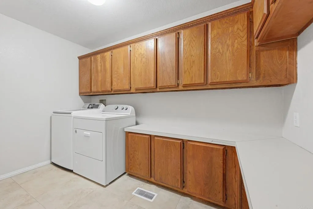 https://cdn.realtyfeed.com/cdn/127/306744145/7857f859e35c16066da51ff3efa8e8ce.webp