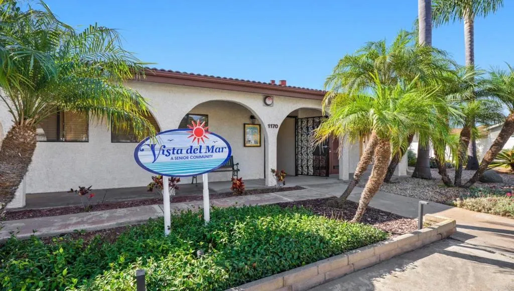 https://cdn.realtyfeed.com/cdn/127/306744145/7a20cc1759f7c18c6254ff02d3e91b54.webp