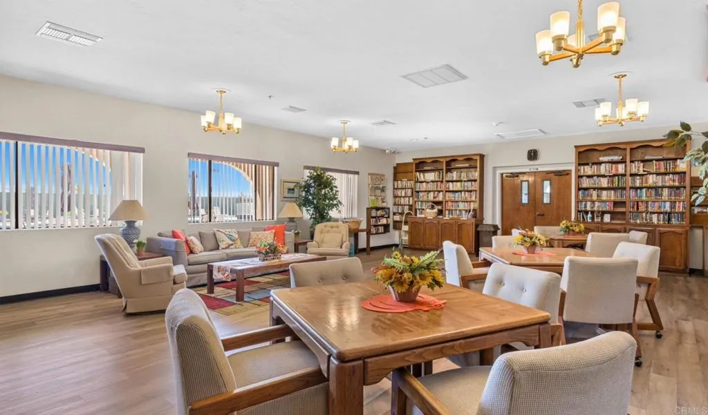 https://cdn.realtyfeed.com/cdn/127/306744145/8536e7a2edf0d7b894e9fe8df0553979.webp