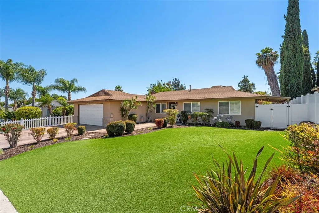 https://cdn.realtyfeed.com/cdn/127/306744184/1eae302931befd7f18afa31959906ace.webp