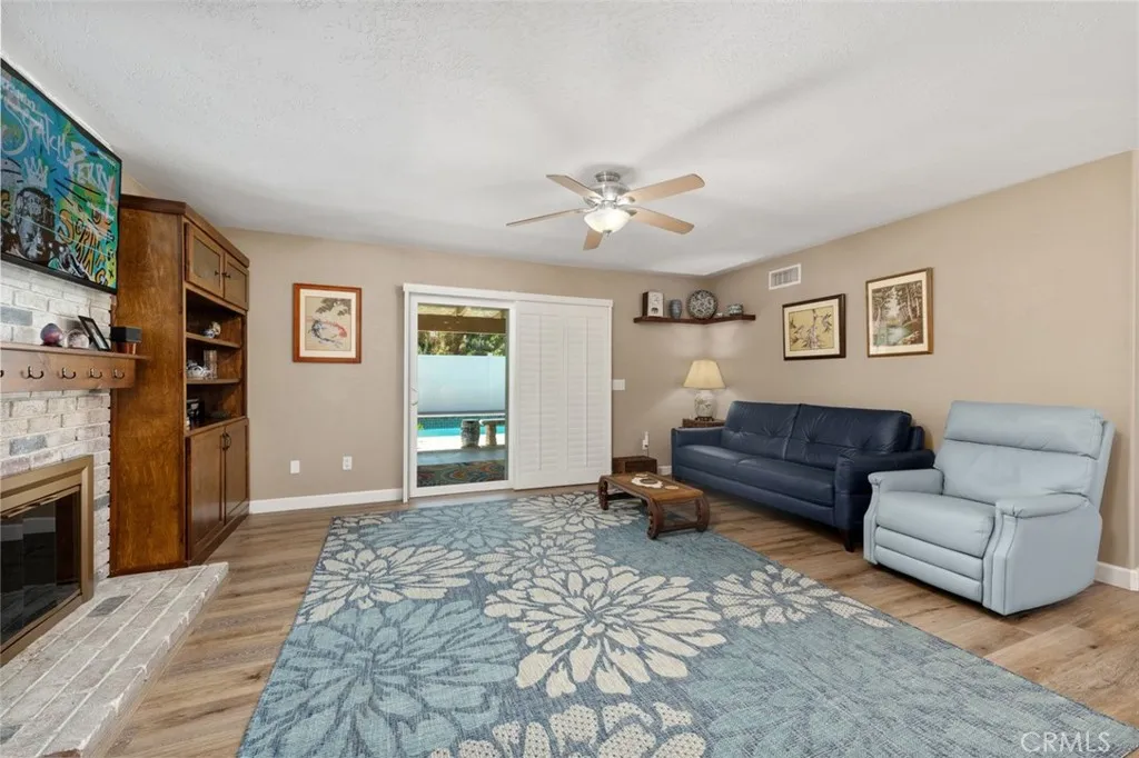 https://cdn.realtyfeed.com/cdn/127/306744184/cbdb2dce3b14a306f48d29a8ce9cd2ca.webp