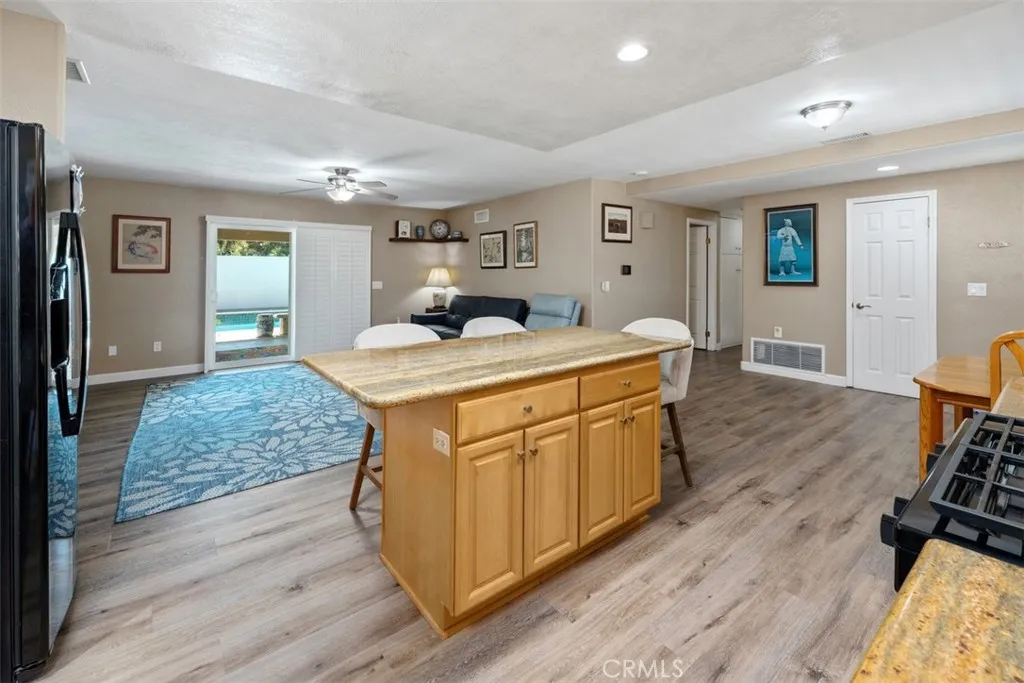 https://cdn.realtyfeed.com/cdn/127/306744184/fedc7eaa475260241ba10da4851d78bc.webp
