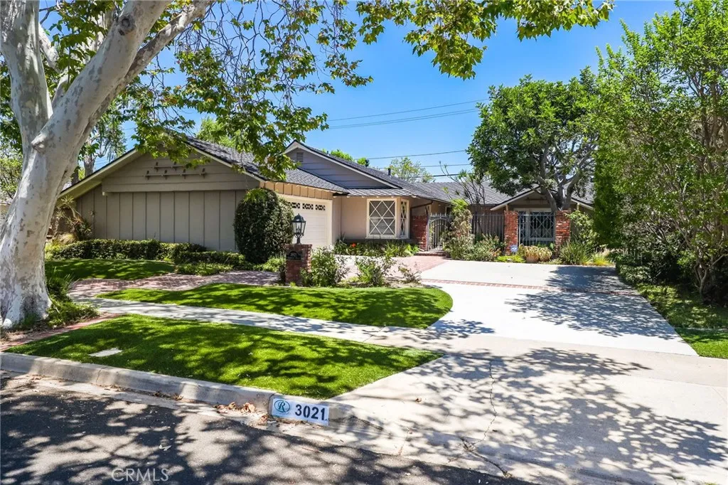 3021 Coleridge Drive