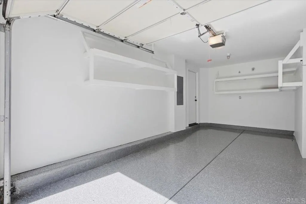 https://cdn.realtyfeed.com/cdn/127/306744281/5e0ade480862cfe302d8c4a399175a6e.webp