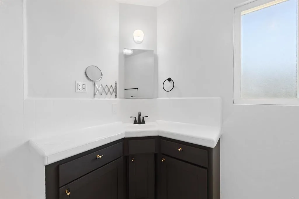 https://cdn.realtyfeed.com/cdn/127/306744300/4538d4021cd6fb707185b791180cf65e.webp