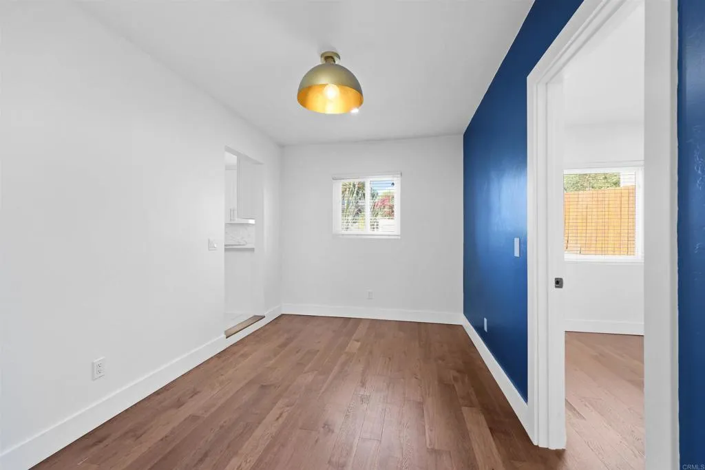 https://cdn.realtyfeed.com/cdn/127/306744300/a5bc13d1e49884a6b731e63fd74c470d.webp