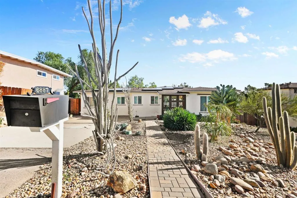 https://cdn.realtyfeed.com/cdn/127/306744300/a61d6f3964db971d99e158e8c7706f1b.webp