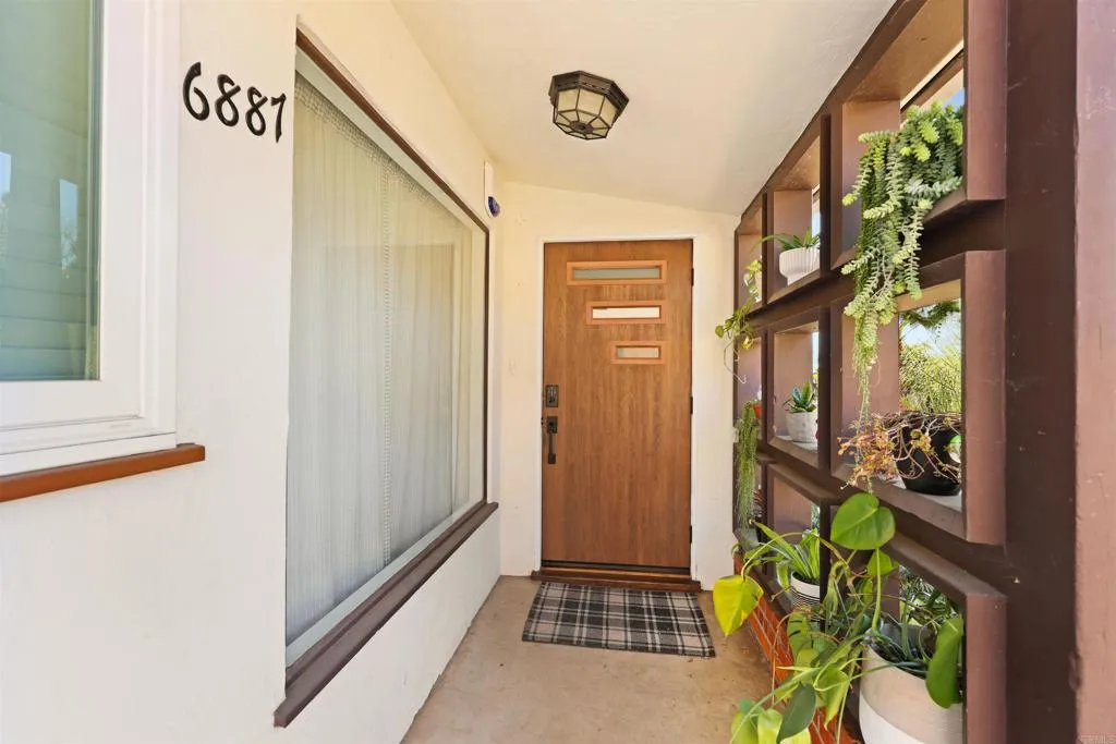 https://cdn.realtyfeed.com/cdn/127/306744300/c3b11fe58e094e3105c8a2d77e76bda5.webp