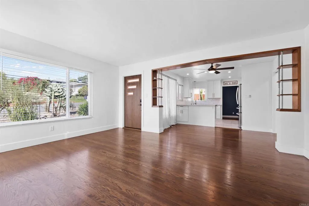 https://cdn.realtyfeed.com/cdn/127/306744300/d94c709ebf25362394cad1befa18fccb.webp