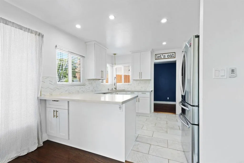 https://cdn.realtyfeed.com/cdn/127/306744300/d95618bd0378c99acdb60438ef361c34.webp