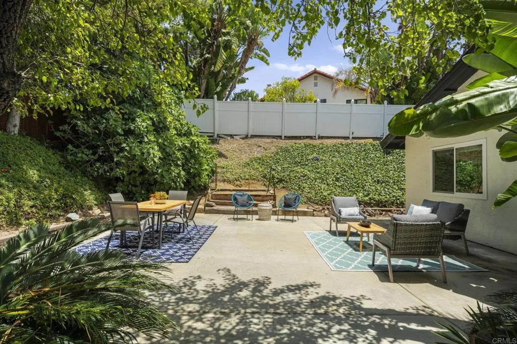 https://cdn.realtyfeed.com/cdn/127/306744311/90cfb274224645684c7384ec7788f687.webp